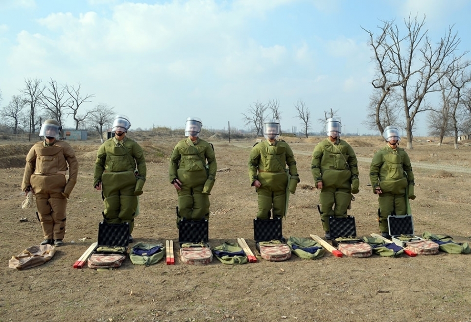 С инженерными подразделениями проводятся занятия по боевой подготовке ВИДЕО