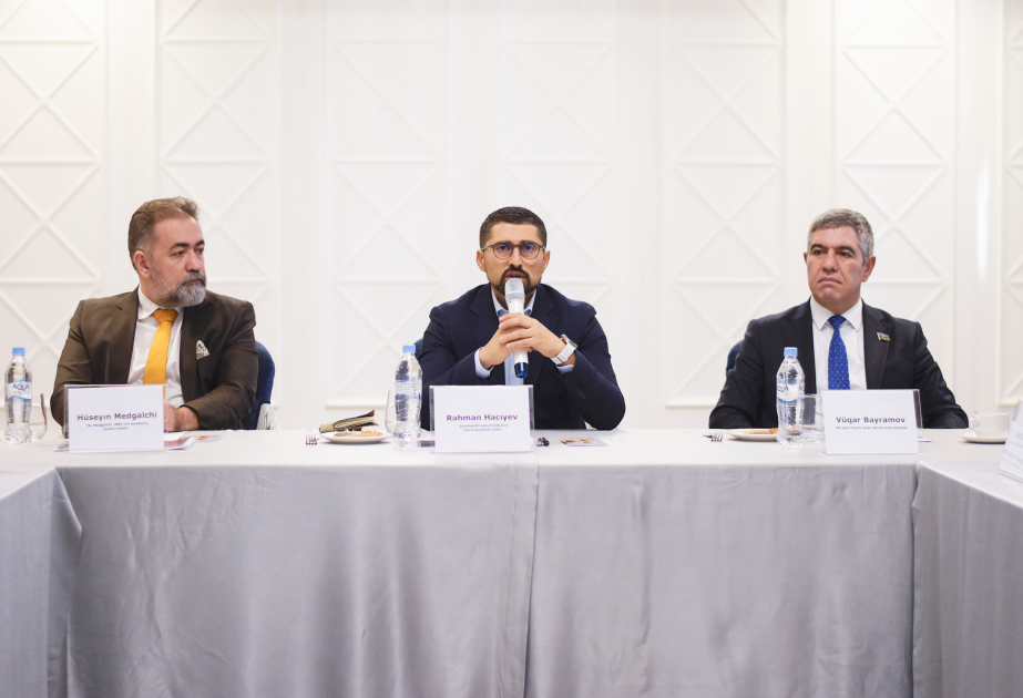 Füzuli Mərkəzi Parkının layihəsi Füzuli icması ilə müzakirə olunub