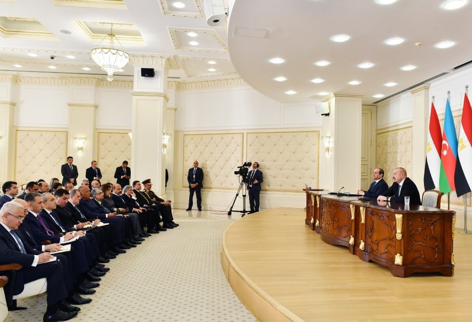 رئيس أذربيجان: تلعب مصر اليوم دورا استقراريا في المنطقة التي تقع فيها