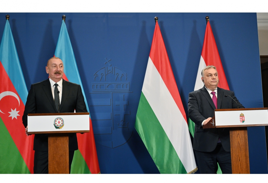 El Presidente de Azerbaiyán y el Primer Ministro húngaro hacen declaraciones a la prensa