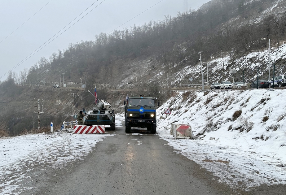 Two Russian peacekeepers’ vehicles passed through protest area without hindrance