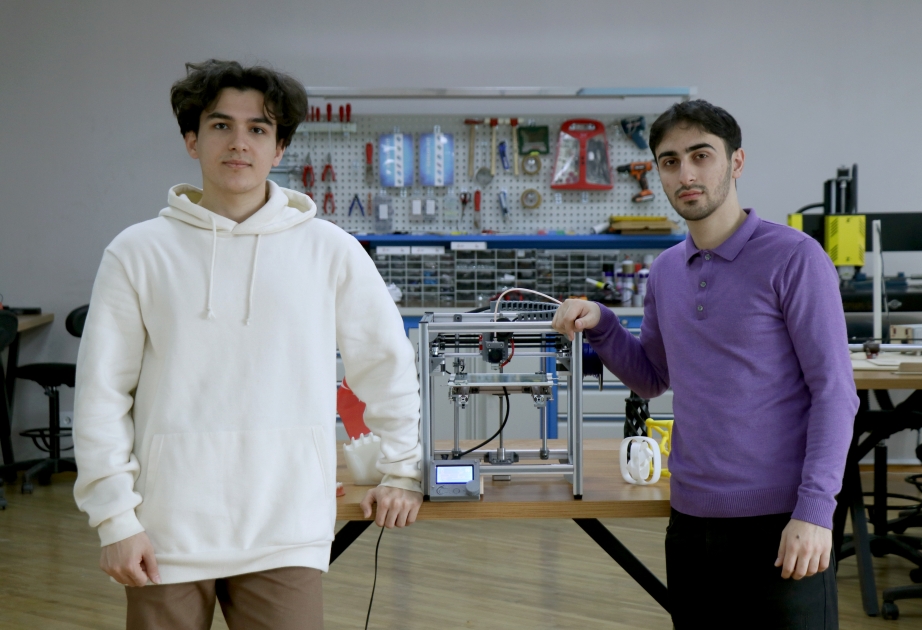 Tələbələrimizdən ilk: Doğma dilimizdə proqramlaşdırılan 3D printer hazırlandı