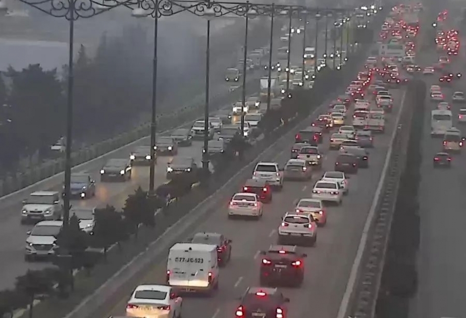 Bakıda hazırda sıxlıq müşahidə edilən yollar - SİYAHI