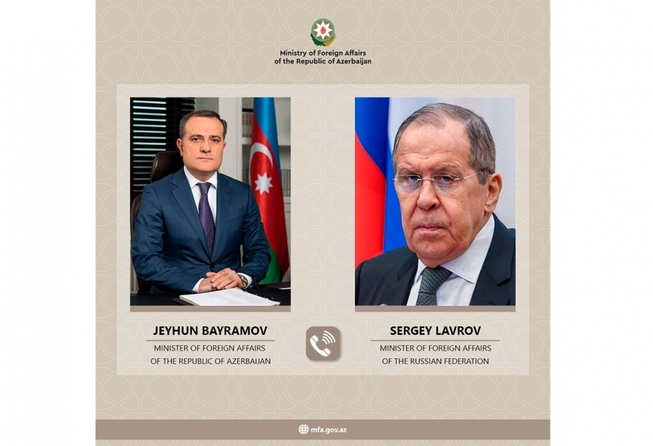 Los Cancilleres de Azerbaiyán y Rusia debaten la situación actual en la carretera de Lachin