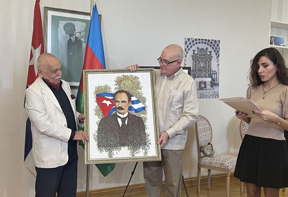 Bakú acogió el evento dedicado al 170º aniversario del nacimiento de José Martí