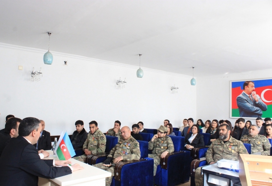 Mingəçevir Dövlət Universitetində qazilər və gənc fəallarla görüş keçirilib