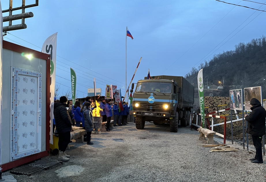 Five more Russian peacekeepers’ vehicles passed through protest area without hindrance
