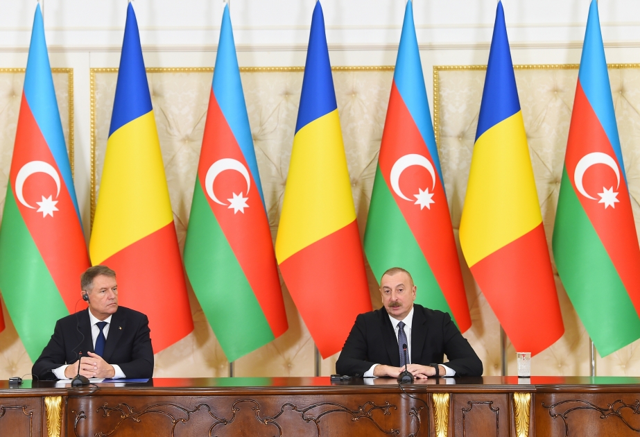 Les présidents Ilham Aliyev et Klaus Iohannis font des déclarations à la presse VIDEO