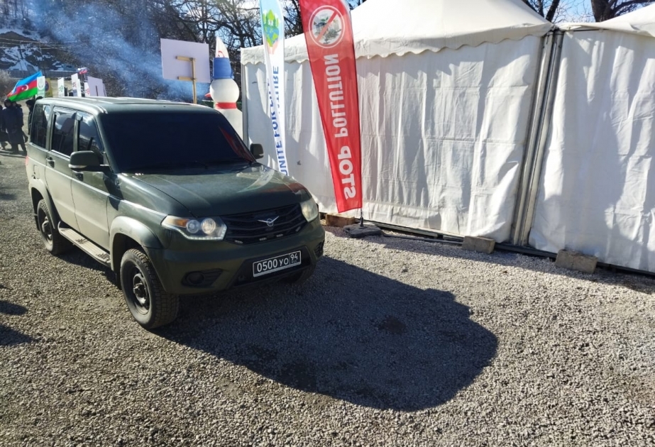 Еще пять автомобилей российских миротворцев беспрепятственно проехали через территорию проведения акции
