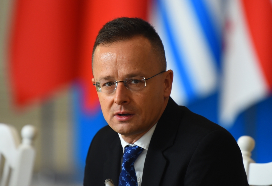 Ungarischer Außenminister: Vor dem Hintergrund einer schweren Energiekrise nimmt Aserbaidschans Bedeutung für Energiesicherheit Europas immer mehr zu