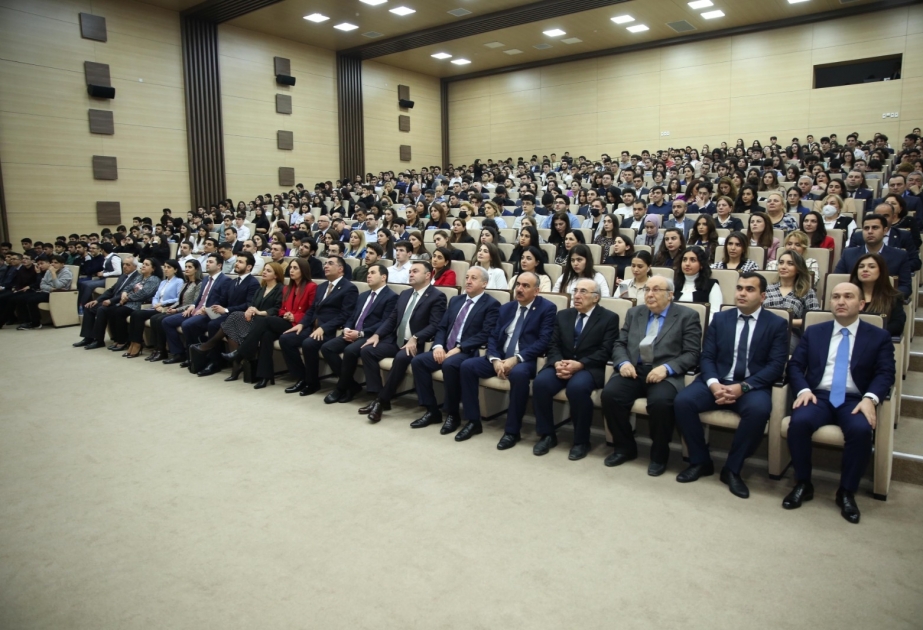 Beynəlxalq və ölkəmiqyaslı müsabiqə-yarışlarda uğur qazanan BANM tələbələri mükafatlandırılıb