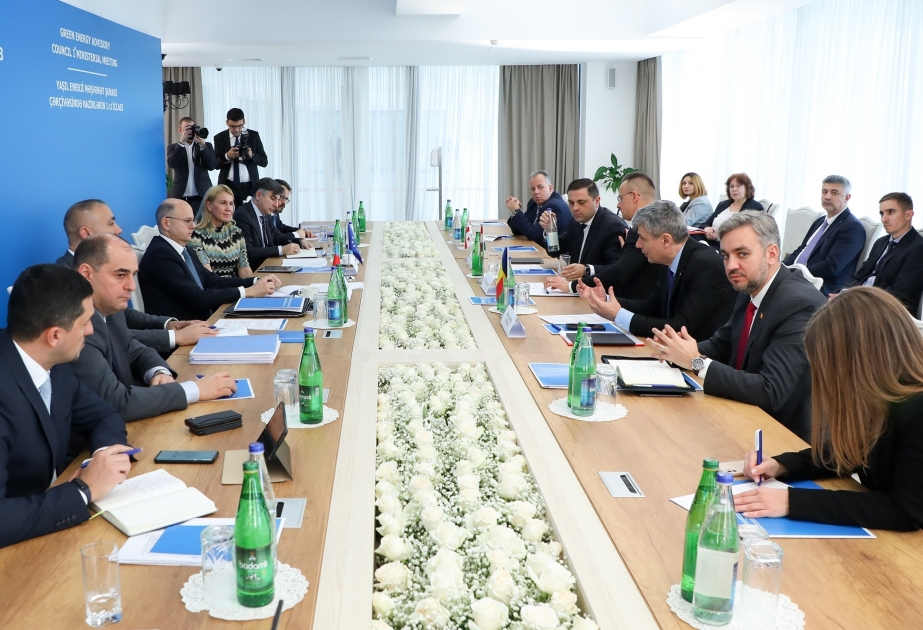 Bakú acoge la primera reunión ministerial sobre desarrollo y transición de la energía verde

