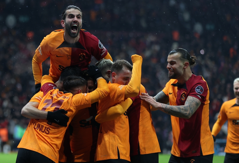 Galatasaray beat Trabzonspor 2-1 in snow-hit game, take 12th straight win in Turkish league