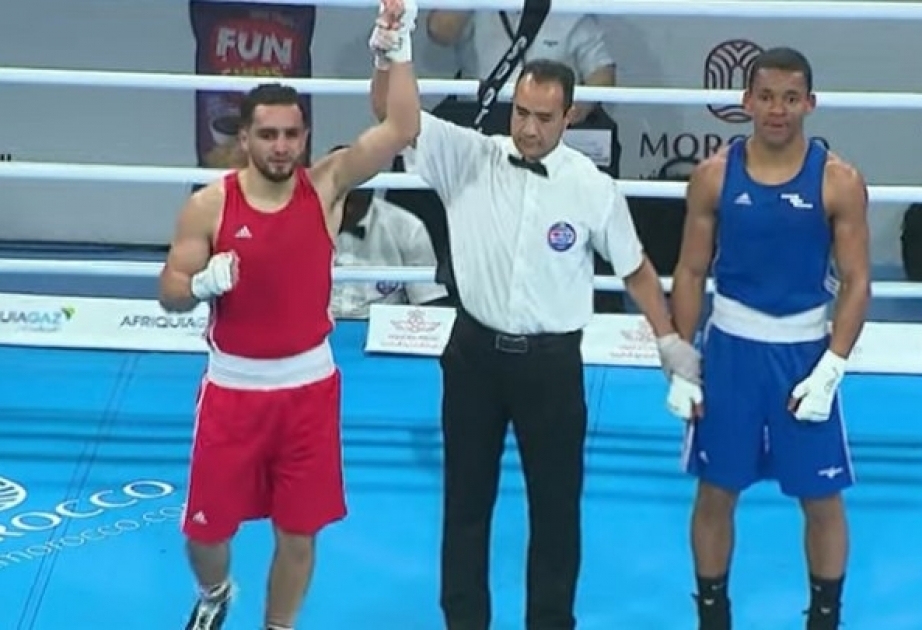 Двое азербайджанских боксеров вышли в полуфинал серии «Золотой пояс»

