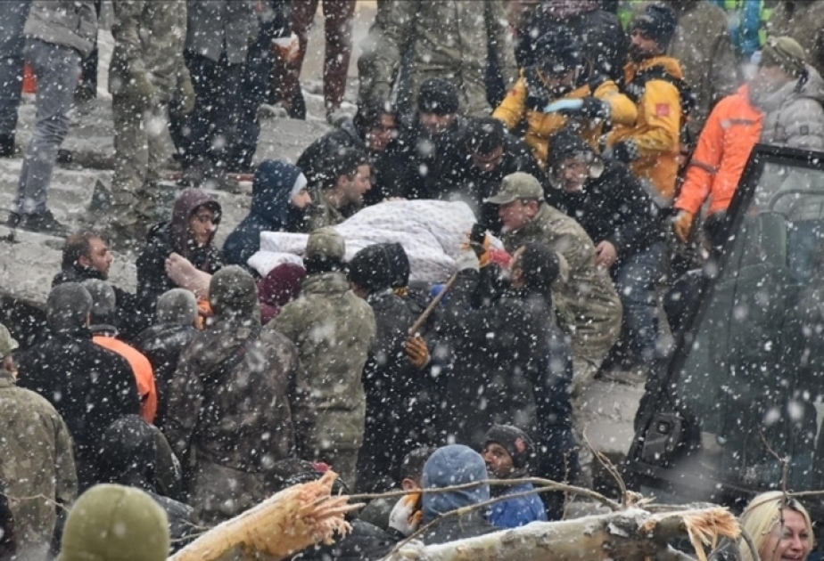 At least 912 killed, 5,385 injured as 7.7 magnitude quake hits Türkiye