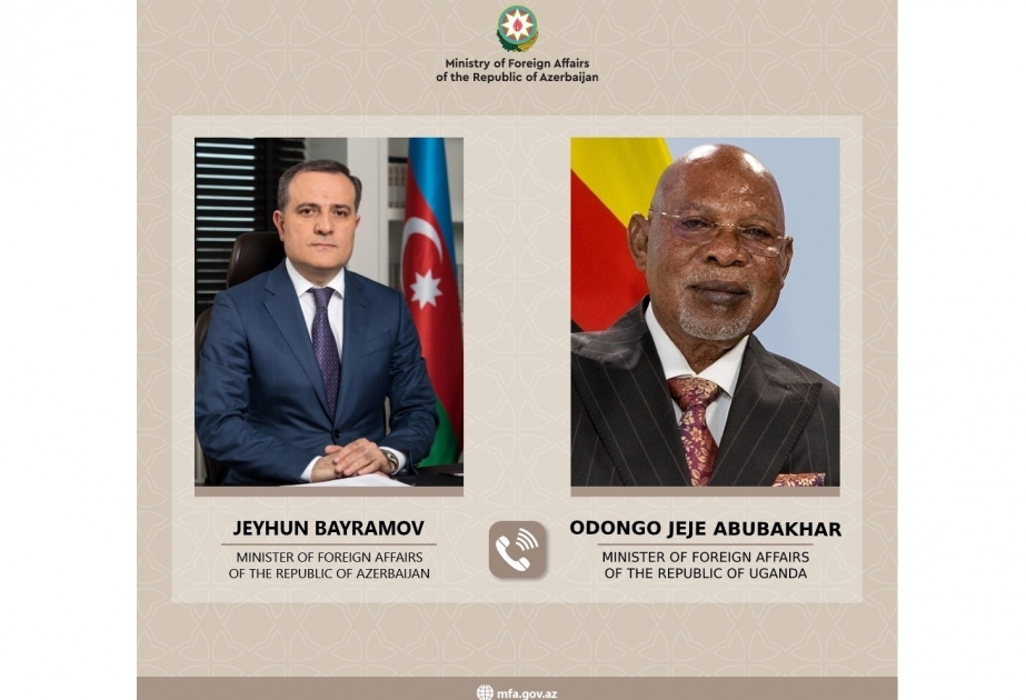 阿塞拜疆和乌干达两国外长通电话