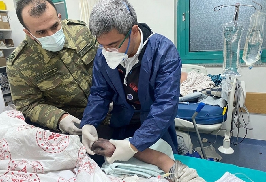 El personal médico militar del Ejército de Azerbaiyán empezó a trabajar en Kahramanmarash