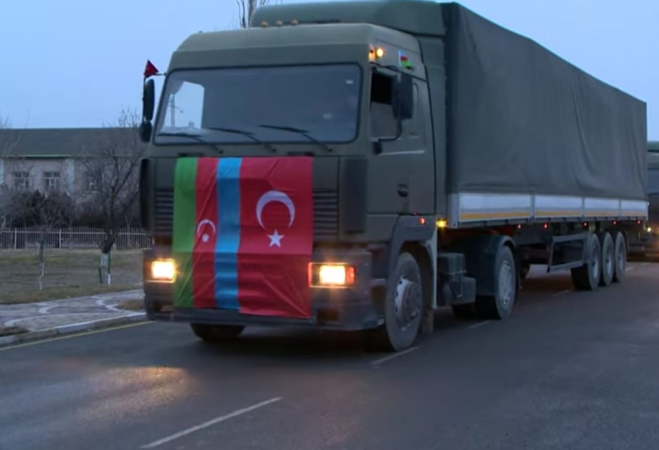 Из Нахчывана в Турцию отправлены первые 12 грузовиков с гуманитарной помощью
