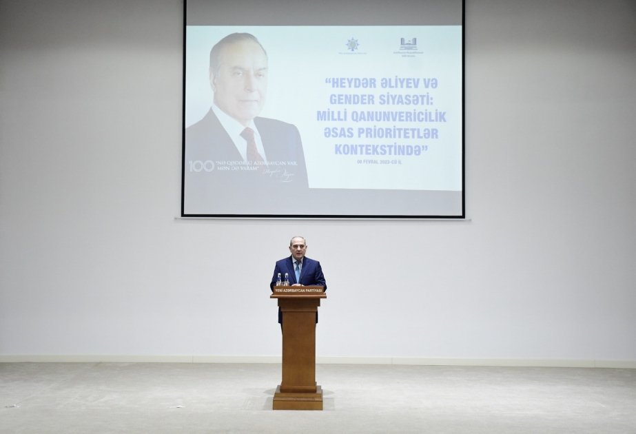 YAP Mərkəzi Aparatında “Heydər Əliyev və gender siyasəti: milli qanunvericilik əsas prioritetlər kontekstində” mövzusunda konfrans keçirilib