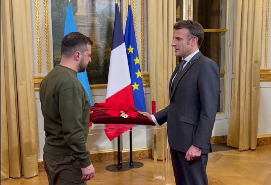 Volodimir Zelenski Fransanın “Fəxri legion” ordeni ilə təltif edilib