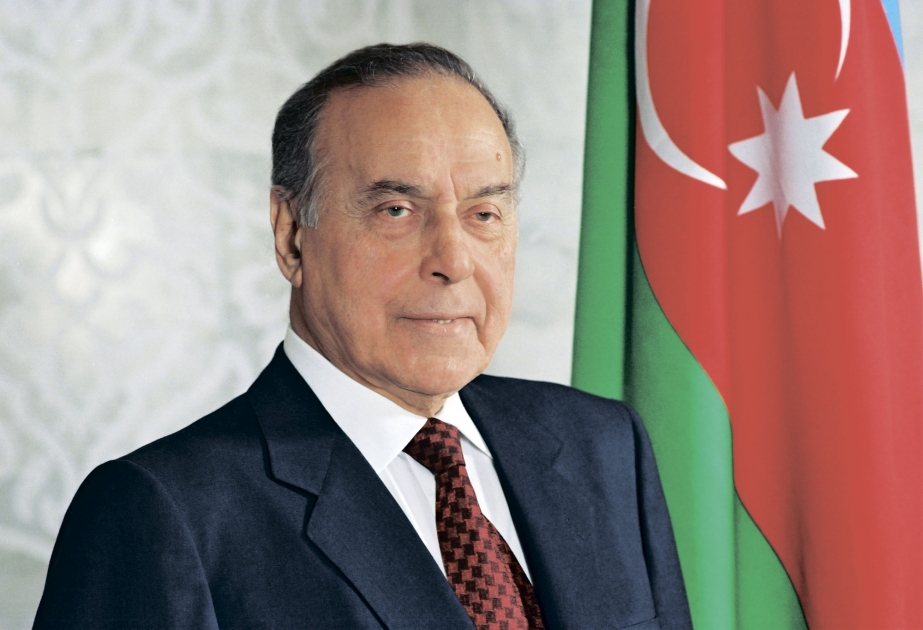 IX-XI sinif şagirdləri arasında “Ən yaxşı təqdimat” müsabiqəsi