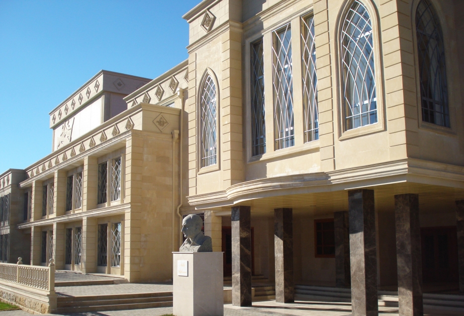 Şəki teatrında yeni tamaşaların məşqlərinə başlanılıb