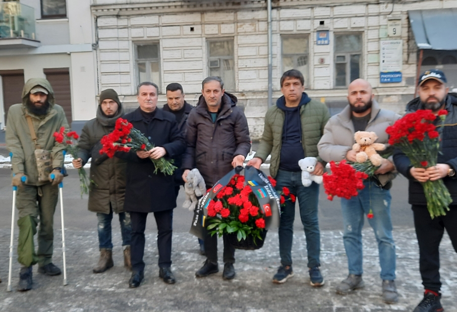 Ukraynadakı diaspor fəallarımız Türkiyədə baş verən zəlzələ qurbanlarının xatirəsini yad ediblər
