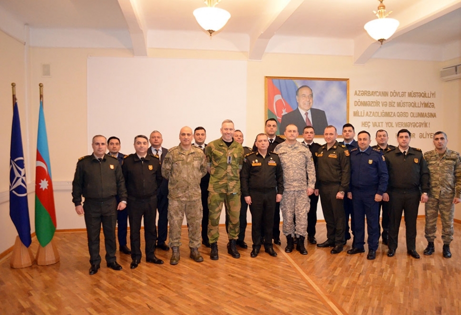 Təlim kursunun dinləyicilərinə sertifikatlar təqdim olunub