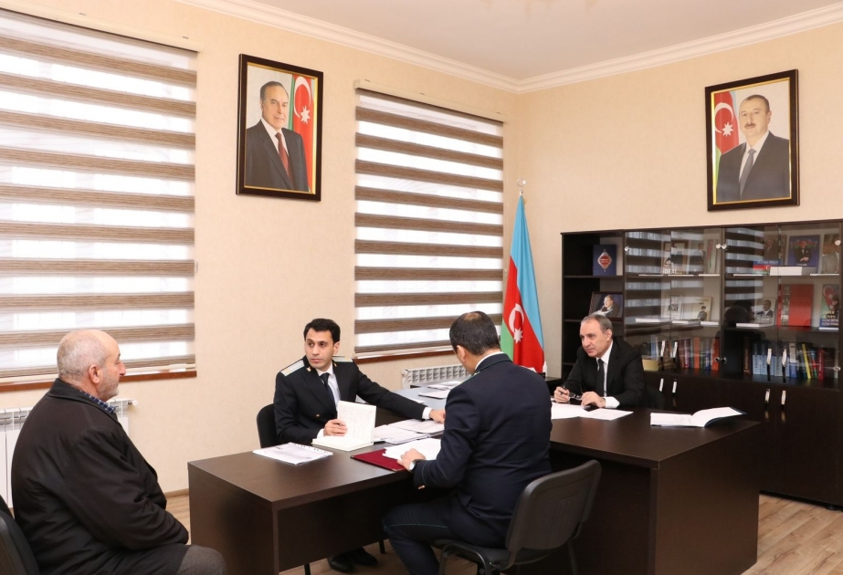 Baş prokuror Kürdəmir rayonunda vətəndaşlarla görüşüb