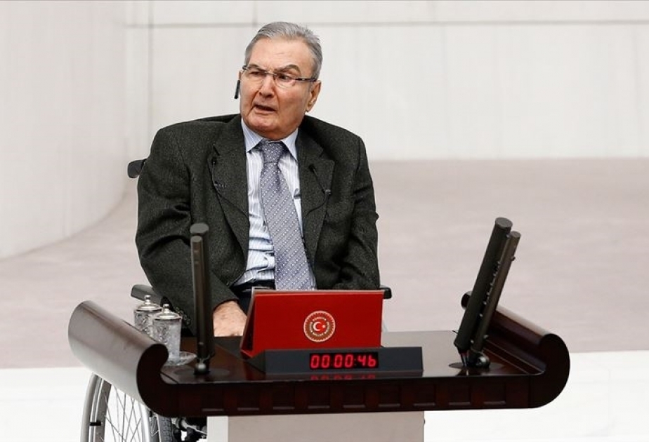CHP-nin sabiq sədri Dəniz Baykal vəfat edib