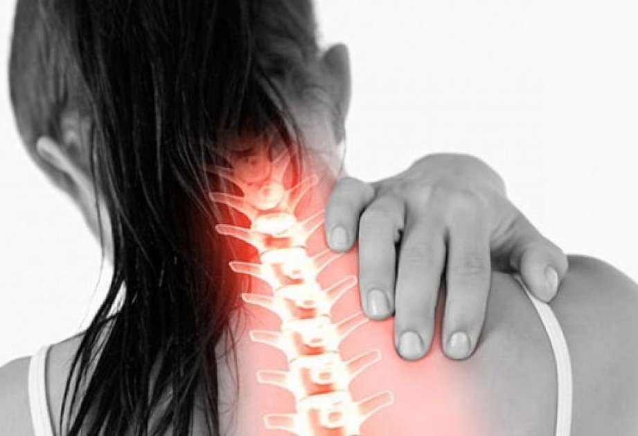 Osteoxondrozun ilkin əlamətləri müşahidə edildikdə dərhal həkimə müraciət edilməlidir