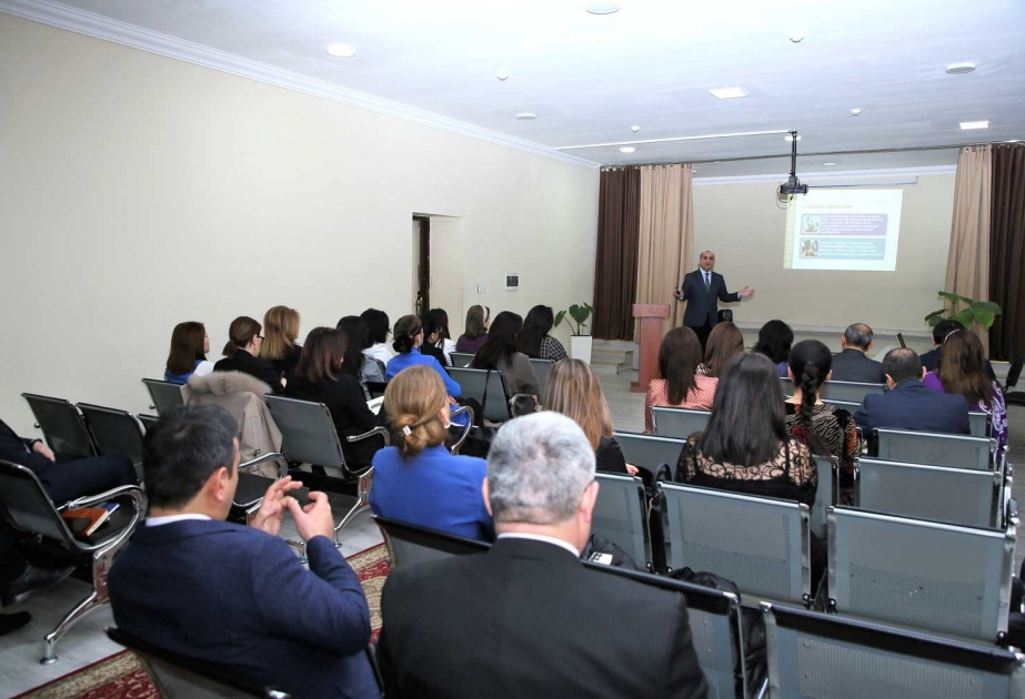 Yeni təyin olunmuş direktorlar üçün təlimlərə başlanılıb