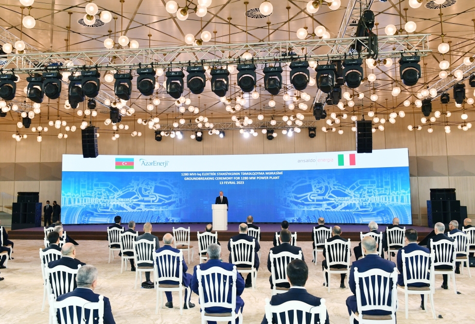 Presidente Ilham Aliyev: