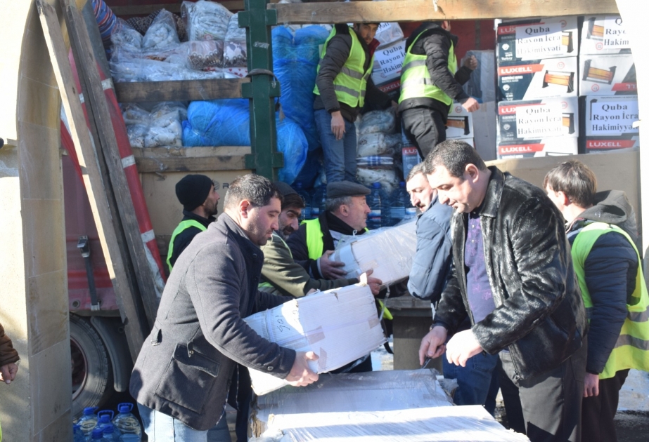 Türkiyəyə qardaş köməyi: Qubalılar da humanitar kampaniyaya qoşulublar