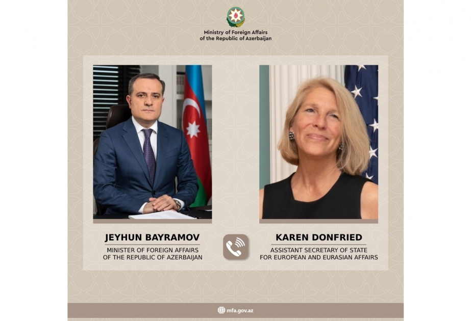 Министр иностранных дел Джейхун Байрамов провел телефонный разговор с помощником государственного секретаря США