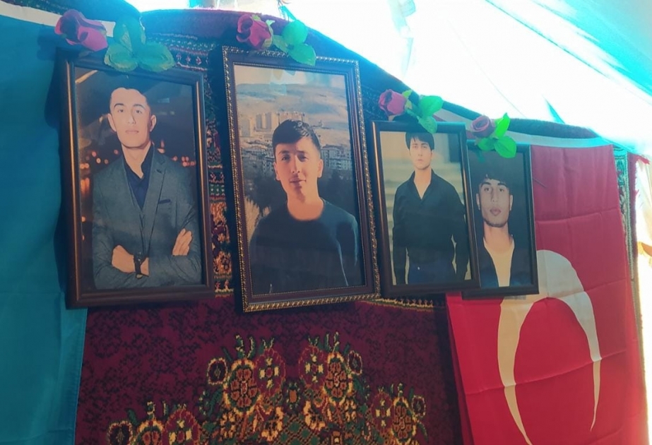 Türkiyədəki zəlzələdə həlak olan azərbaycanlı tələbələr dəfn edilib
