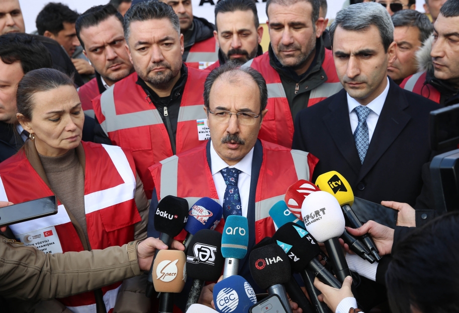 La ayuda para los afectados del terremoto en Türkiye se envia por ferrocarril Bakú-Tiflis-Kars