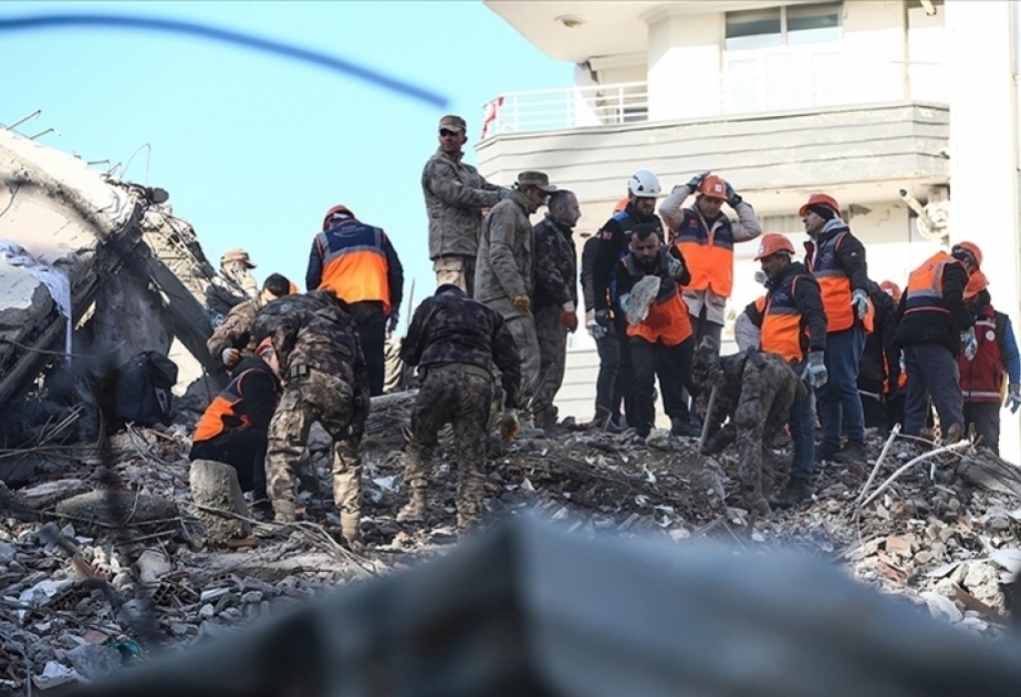 Türkiyədəki zəlzələlərdə bir İtaliya vətəndaşı vəfat edib