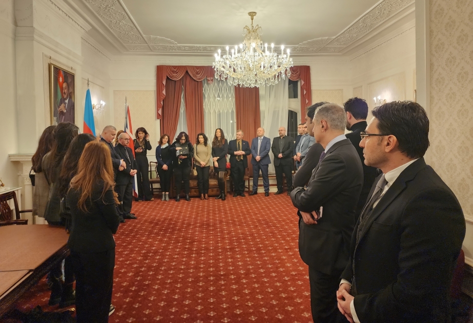 Londondakı səfirliyimiz anım mərasimi keçirib