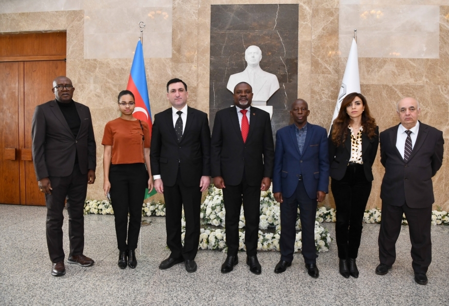 La Universidad Estatal de Petróleo e Industria de Azerbaiyán está interesada en colaborar con las universidades de Angola