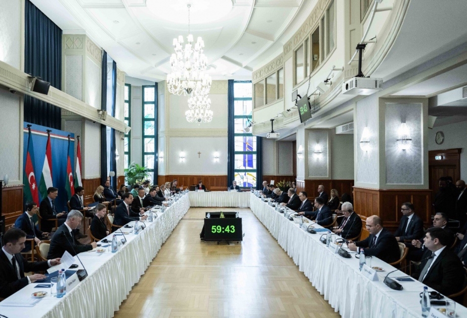İşğaldan azad edilmiş ərazilərdə aparılan şəhərsalma fəaliyyəti Azərbaycan-Macarıstan Biznes Forumunda müzakirə edilib