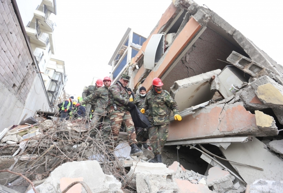 Azerbaijani rescuers pull 53 survivors from rubble in southern Türkiye