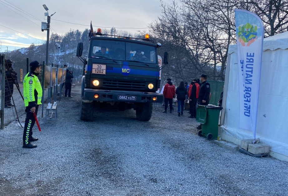 Ten more vehicles of Russian peacekeepers passed freely along Lachin-Khankandi road