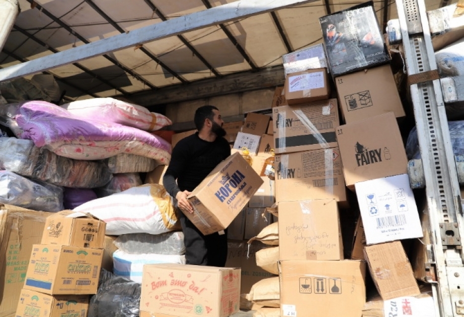 Gürcüstanda yaşayan soydaşlarımız Türkiyəyə humanitar yardımları davam etdirirlər