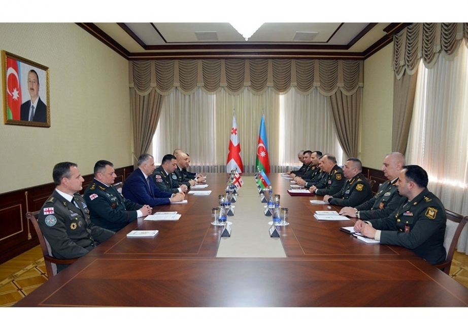 Aserbaidschan und Georgien erörtern Aussichten für militärische Zusammenarbeit