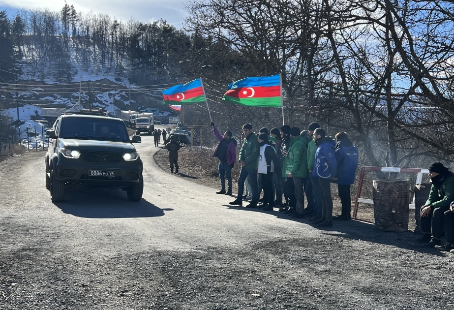 Laçın-Xankəndi yolu: Sülhməramlıların daha iki avtomobili ərazidən sərbəst keçib