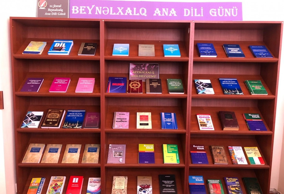 Beynəlxalq Ana Dili Günü münasibətilə kitab sərgisi hazırlanıb