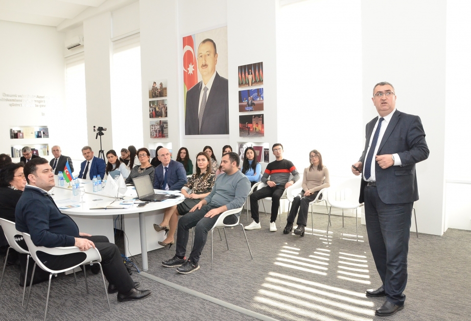 İdarəçilikdə rəqəmsal texnologiyalar: problemlər və perspektivlər -  elmi konfrans