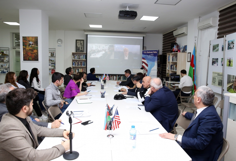 Amerikalı tədqiqatçı: Azərbaycan enerji təhlükəsizliyi sahəsində böyük addımlar atıb