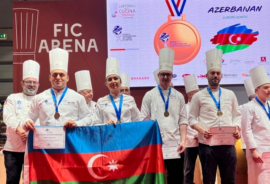 El equipo culinario nacional de Azerbaiyán gana la primera medalla en el Concurso Global Europeo de Cocina